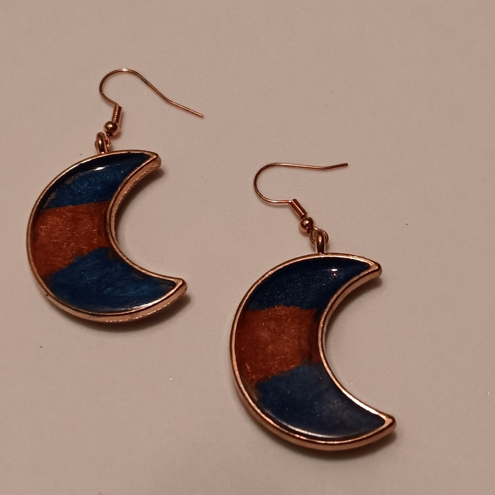 Earrings - Picture 2 of 2
